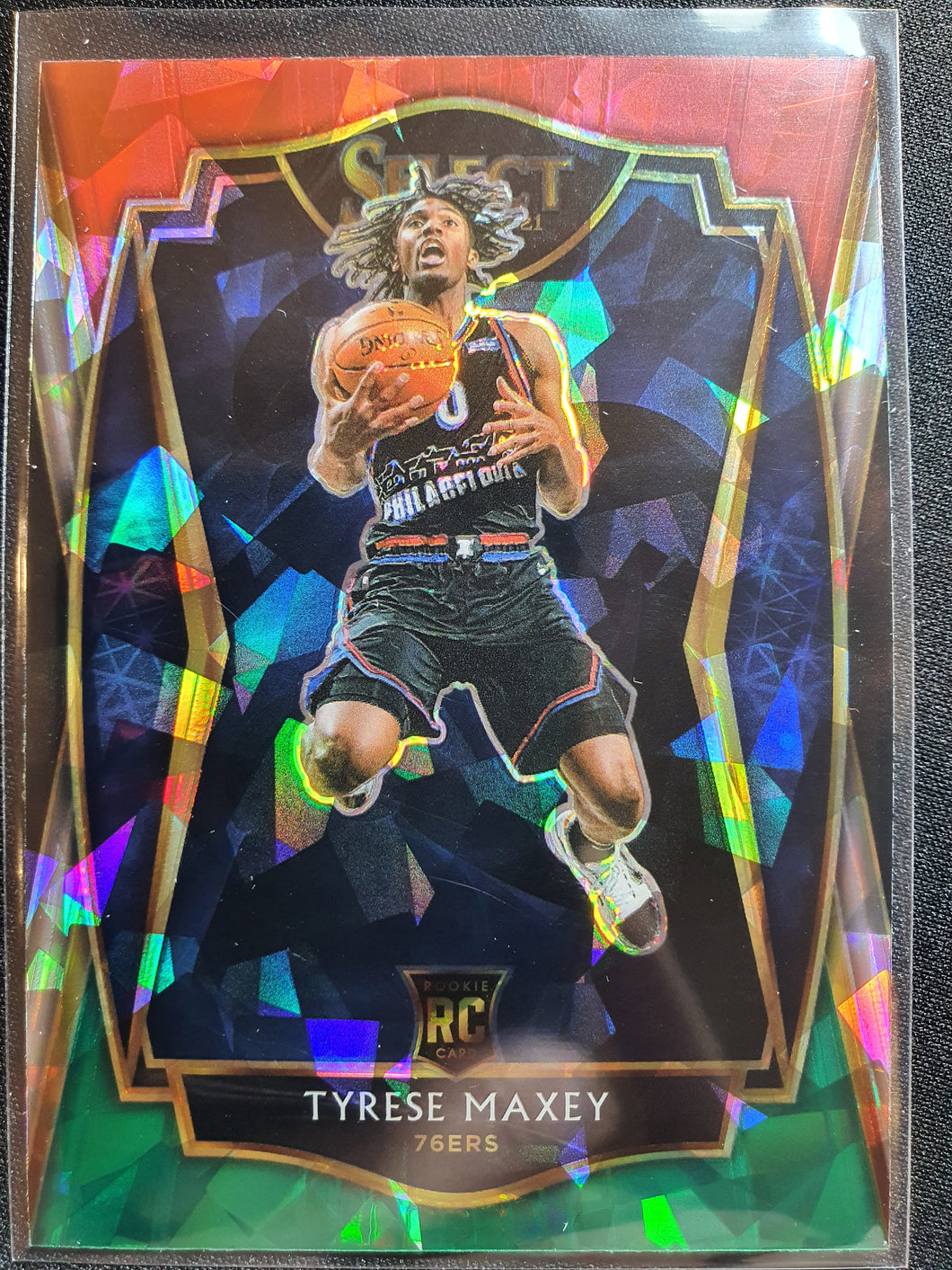 2020-21 Panini Select Tyrese Maxey Red White Green Cracked Ice Rookie